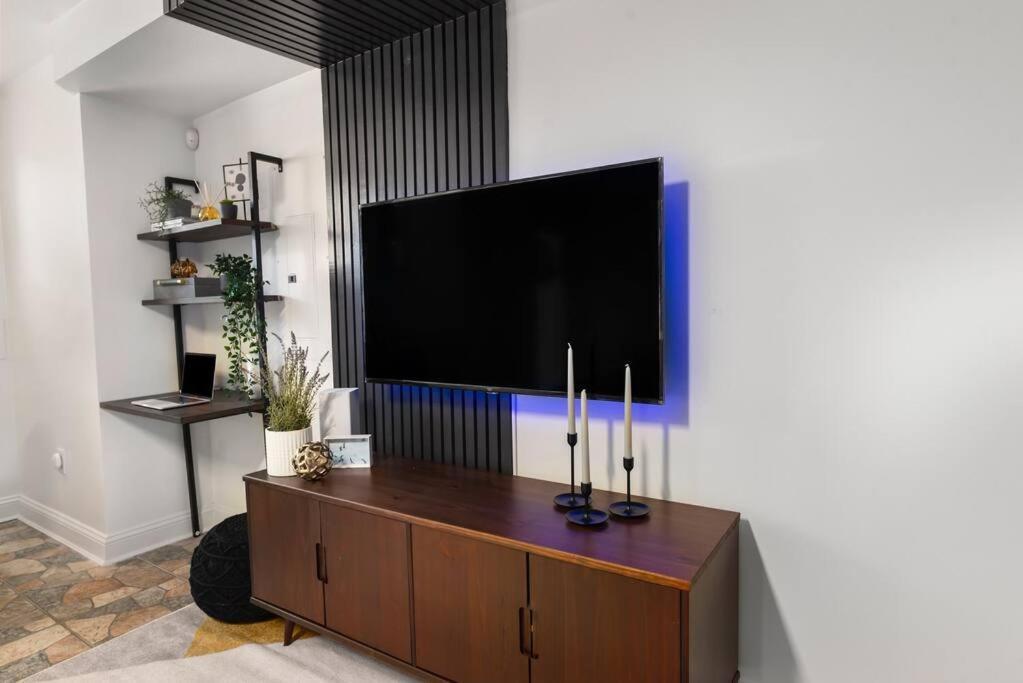 Upscale 2Br Apartment With Patio Washington Buitenkant foto