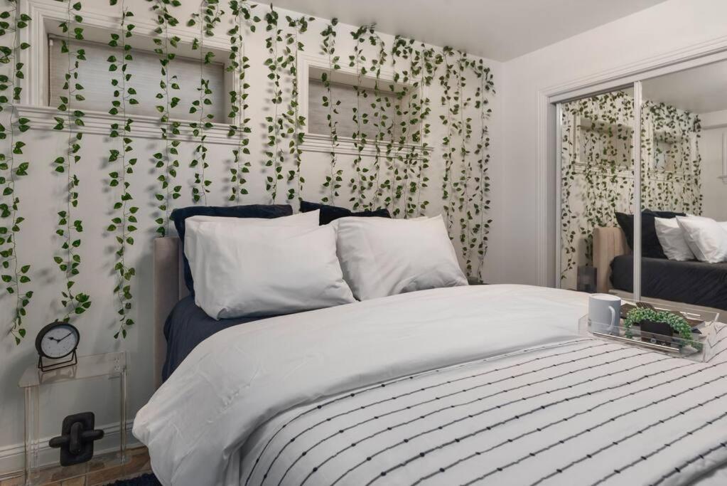 Upscale 2Br Apartment With Patio Washington Buitenkant foto